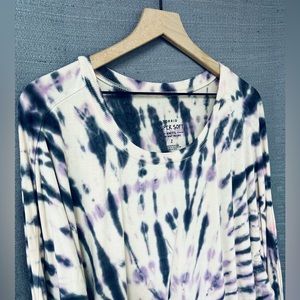 Torrid Super Soft Knit Tie Dye Dolman Long Sleeve Tee Shirt Size 2
